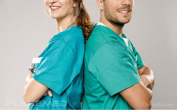 Guide d'achat : Uniformes Médicaux pour Femmes vs Hommes