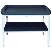 Table Pédiatrique à Tiroir et Porte-Rouleau Vog Médical - Confort et Sécurité